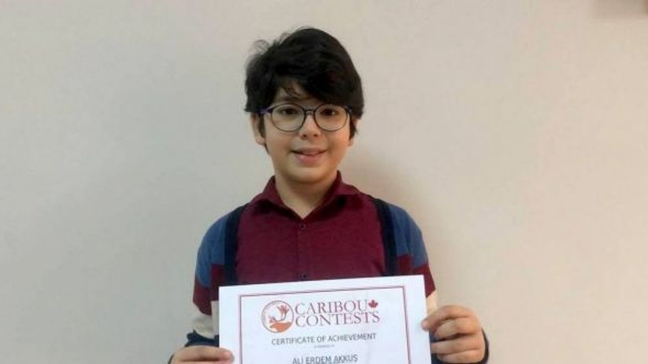 11 yaşında matematik yarışmasında dünya birincisi oldu