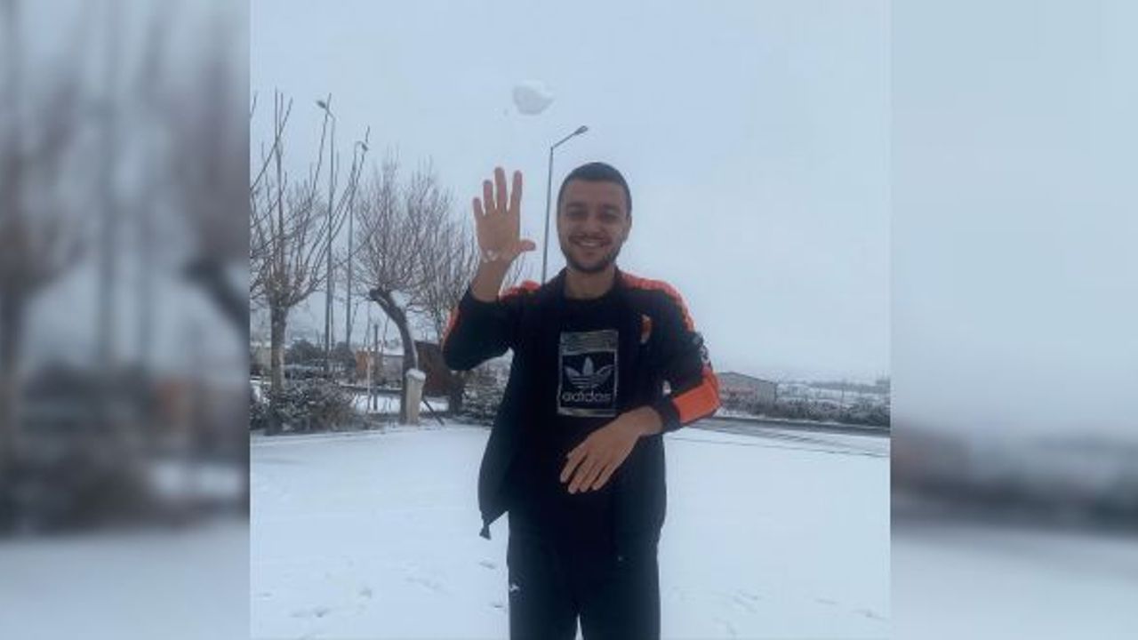 Adanasporlu futbolcular kar keyfi yaptı