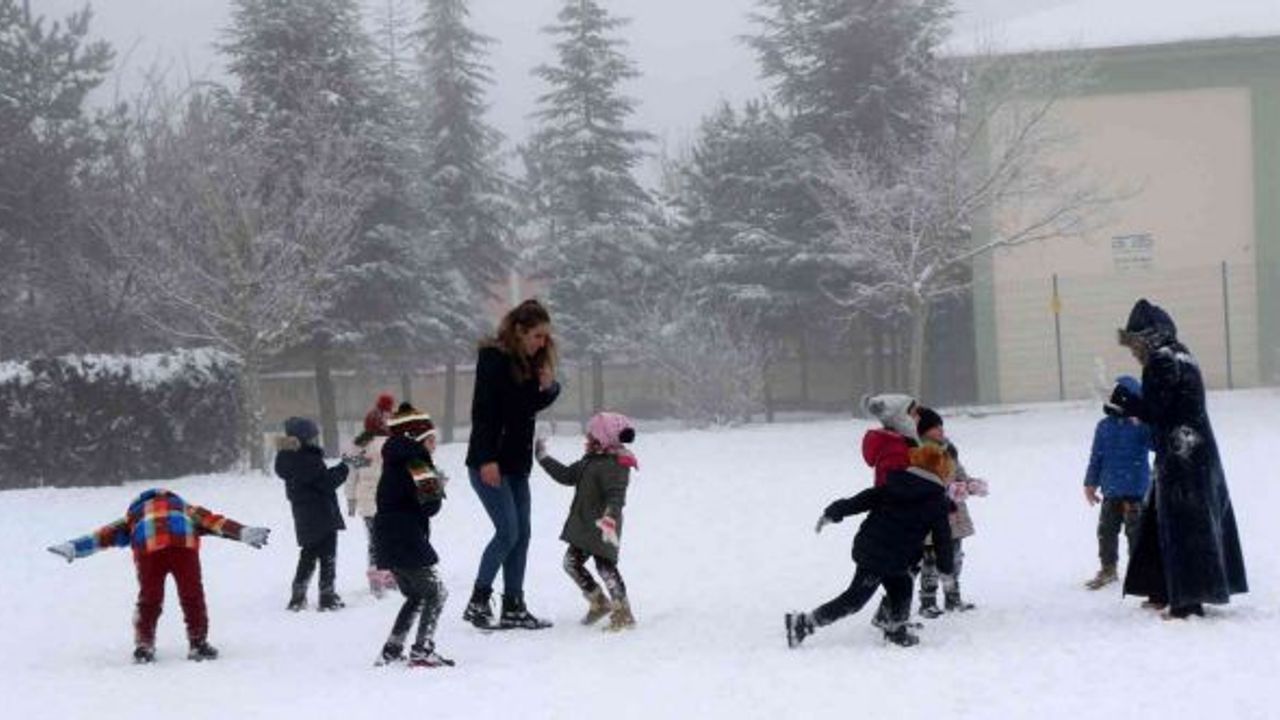 Erzincan’da okullara kar tatili
