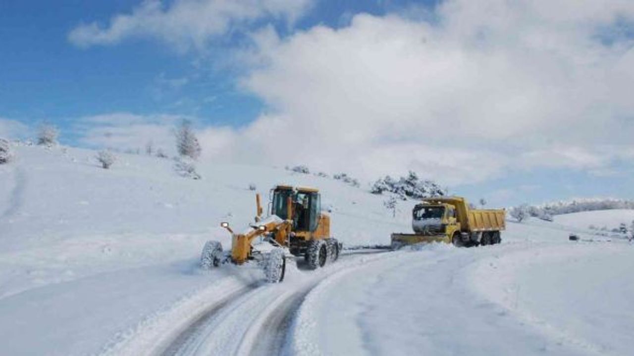 Tokat’ta, 103 köy yolu ulaşıma kapandı