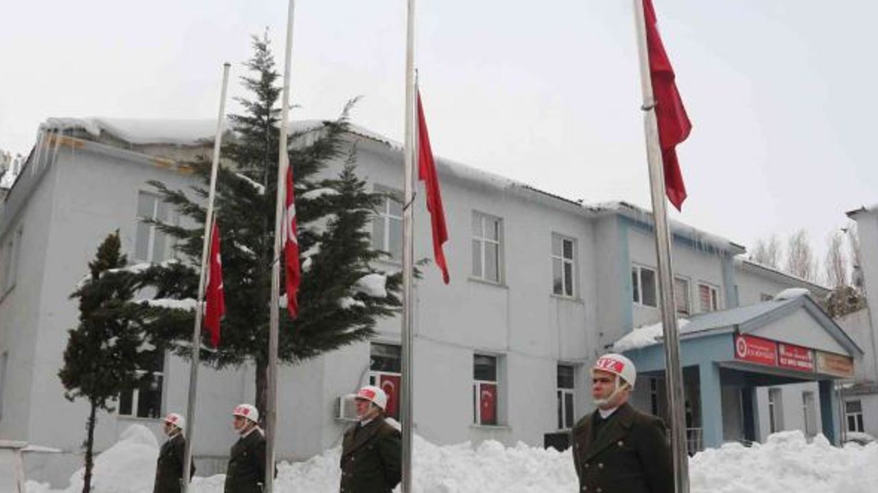 Tatvan’da “18 Mart Çanakkale Zaferi ve Şehitleri Anma Günü” programı