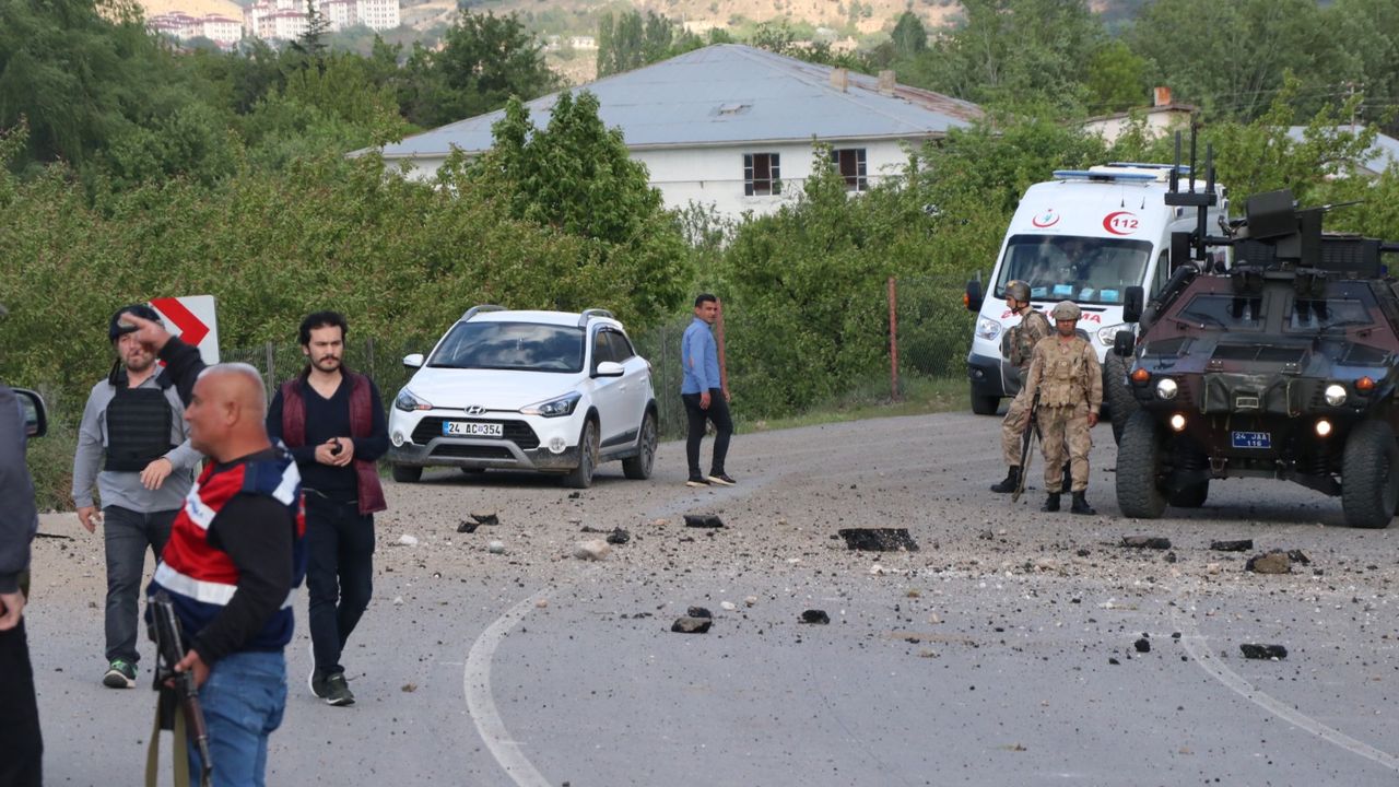 Erzincan'daki 2 askeri araca bombalı saldırı davası karara bağlandı