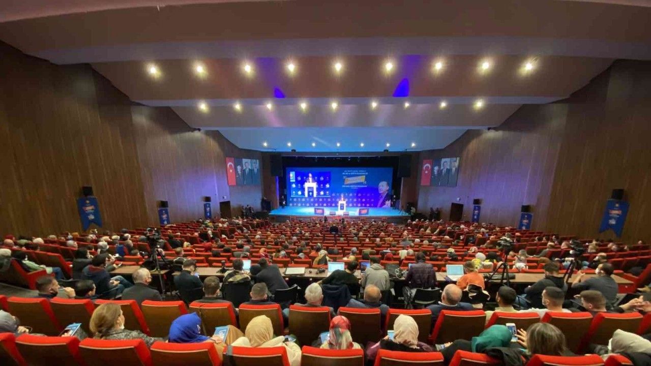 AK Parti’de teşkilat içi eğitim programının teması: ’Türkiye Yüzyılı’