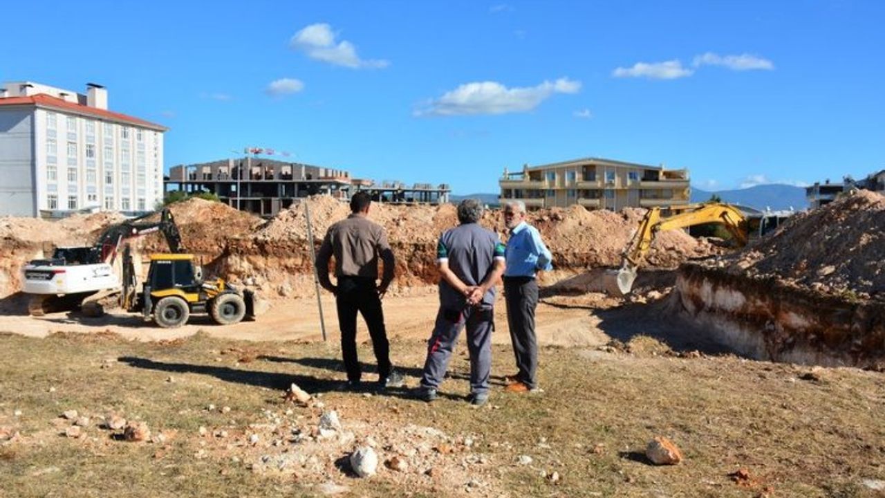 Aydın Didim'e yeni cami inşaatı temele hazırlanıyor