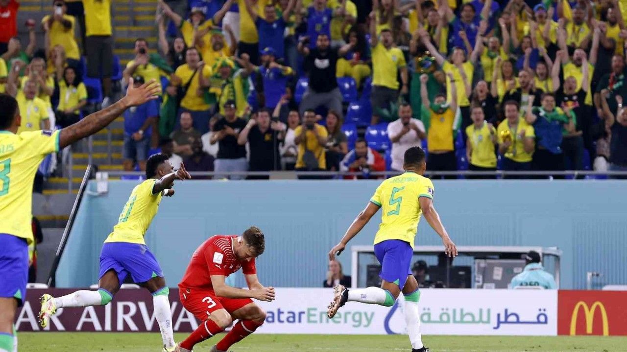 Brezilya, Dünya Kupası’nda son 16’ya kaldı