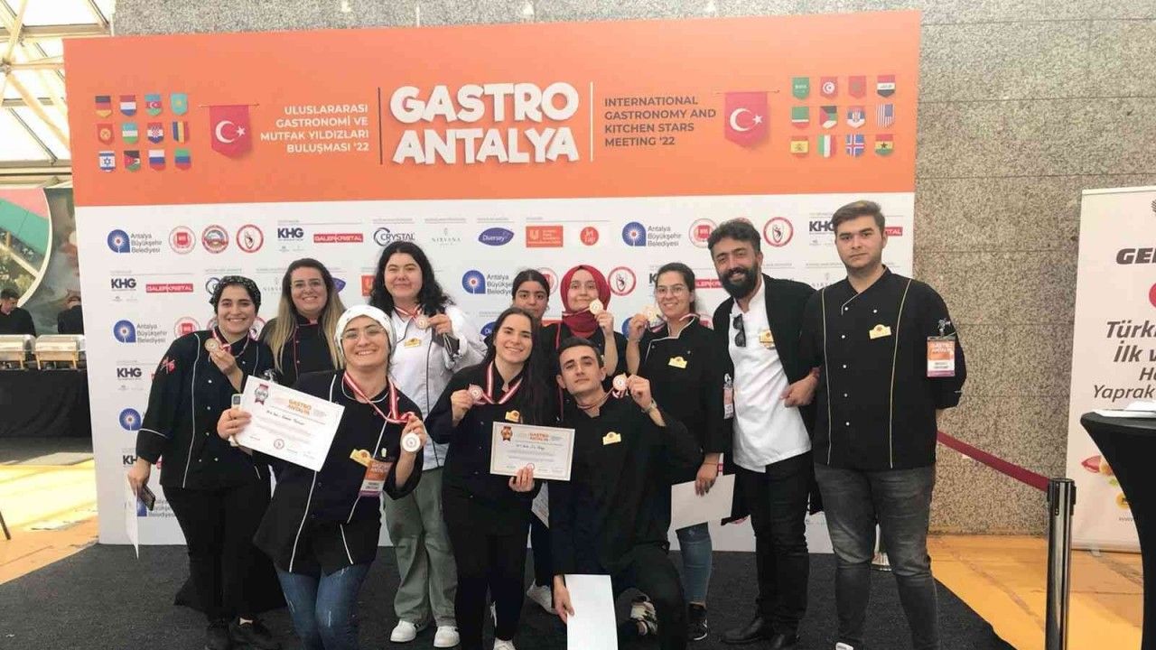 Gastro Antalya buluşmasında Kastamonu’nun yöresel yemekleri damga vurdu