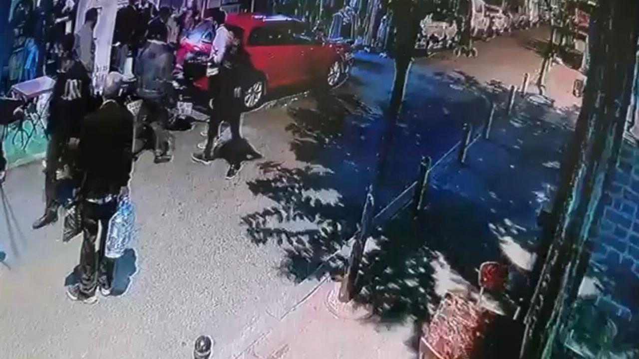 İstanbul’da kuryelerin silahlı kavgası kameraya yansıdı: İş yerini basıp kurşun yağdırdı