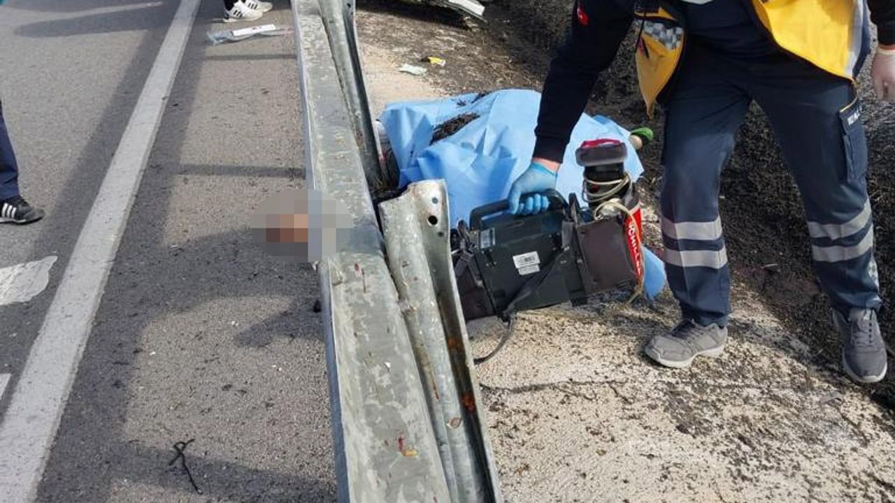 Osmaniyespor taraftar otobüsü Manisa’da kaza yaptı: 1 ölü, 9 yaralı