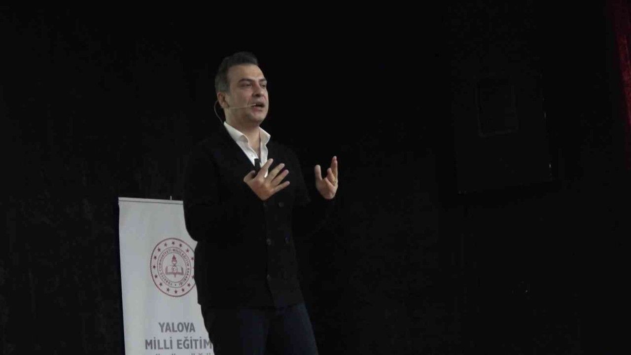 TGRT Haber spikeri Mehmet Aydın’dan öğretmenlere iletişim eğitimi