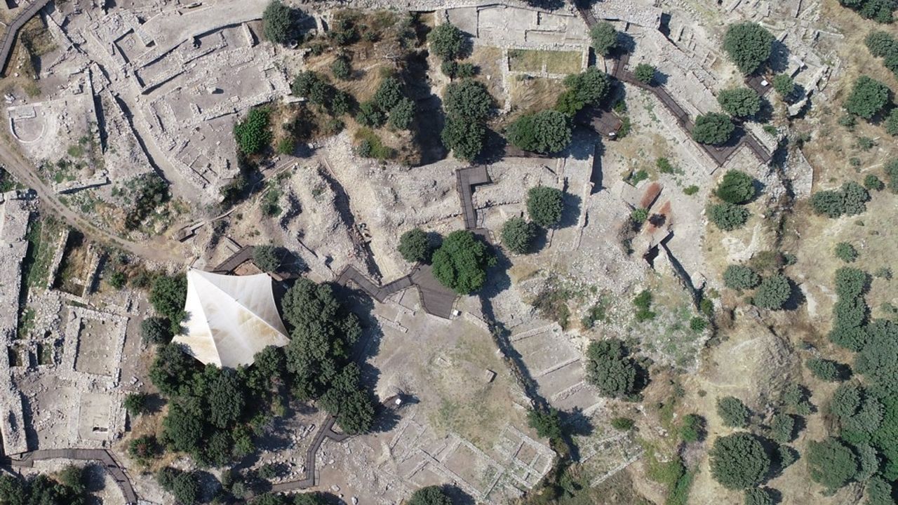 Troya Müze Müdürü Rıdvan Gölcük: "Müze sayesinde antik kentin yerinin de Türkiye’de olduğu vurgusu oldukça artıyor"