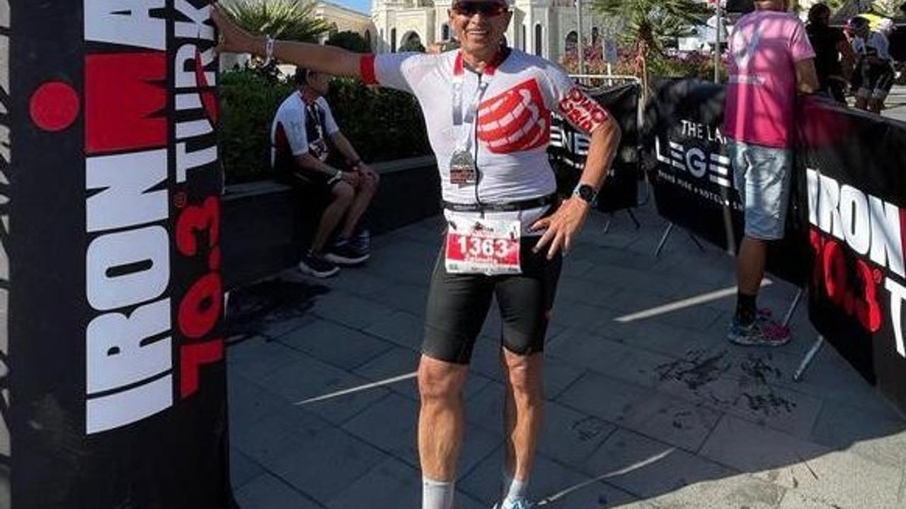 Türkiye’de sağlığına kavuşan Kazak iş adamı, triatlona katıldı