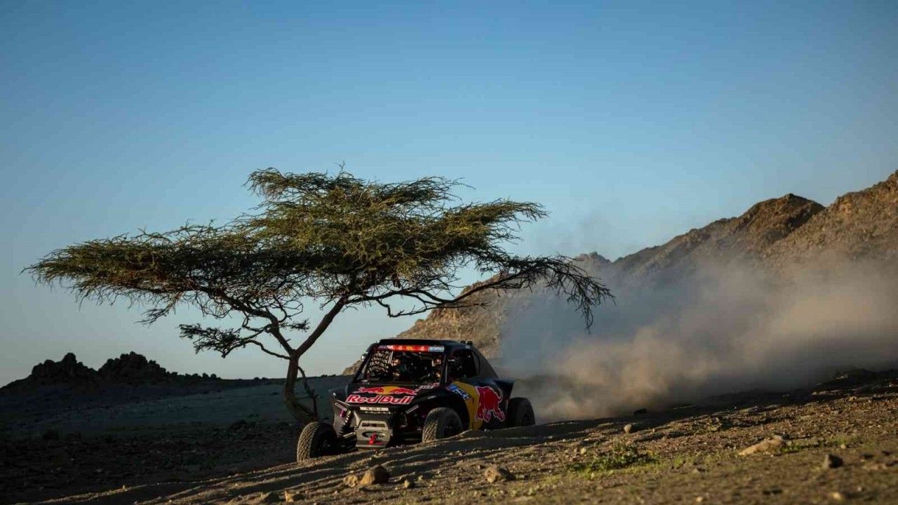 2023 Dakar Rallisi özel açılış etabıyla start aldı