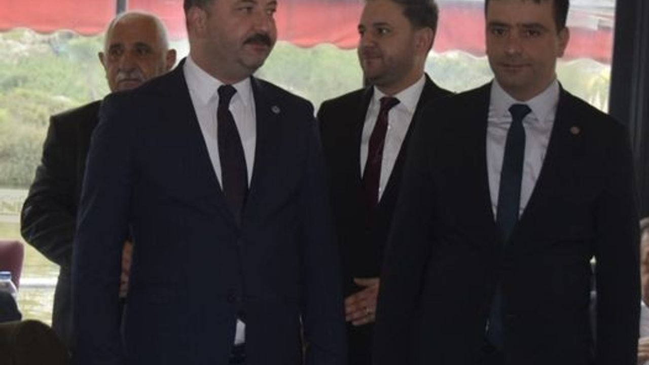Altıeylül MHP ilçe Başkanı Alper Okçelik oldu