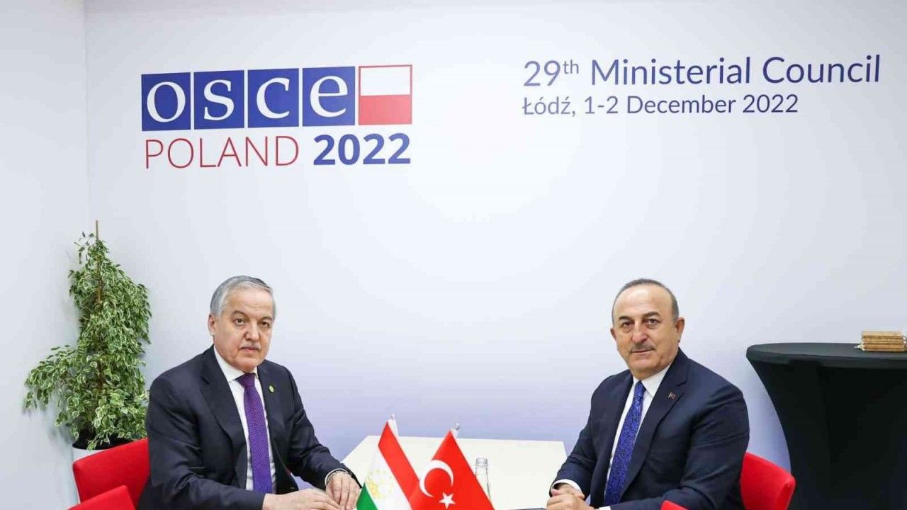 Bakan Çavuşoğlu, Tacikistan Dışişleri Bakanı Muhriddin ile görüştü