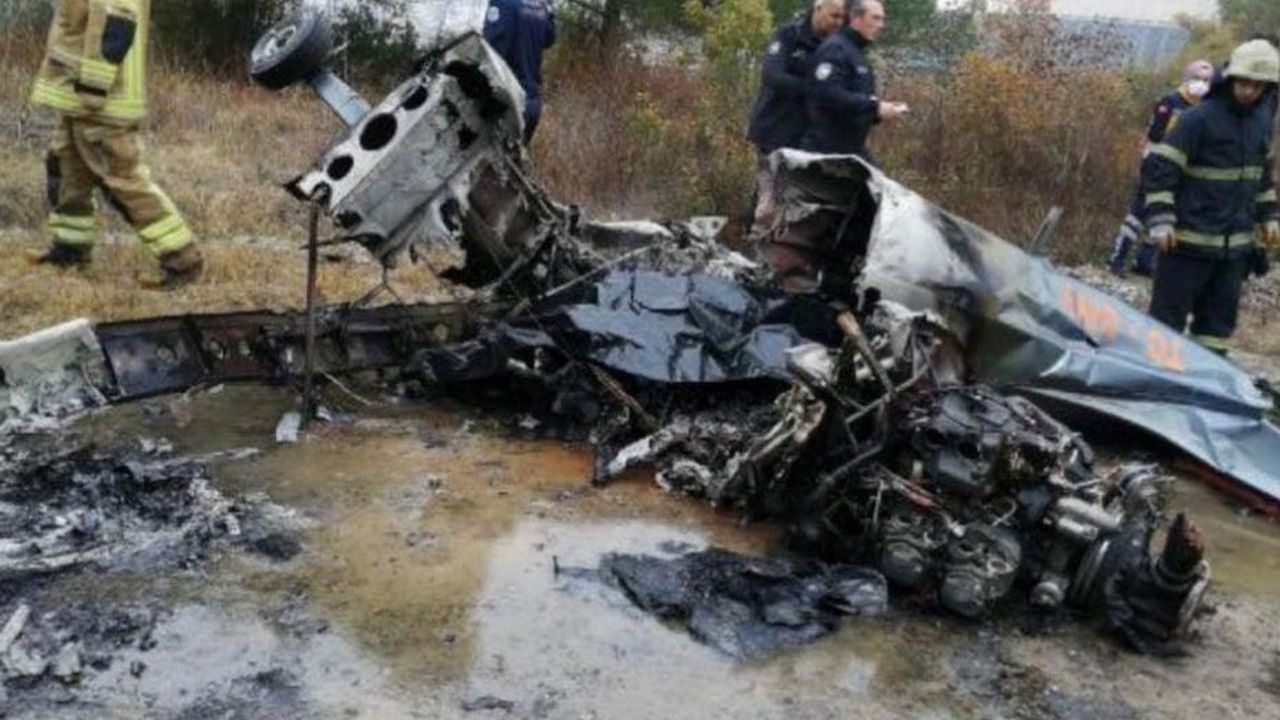 Bursa’da eğitim uçağı düştü...2 ölü