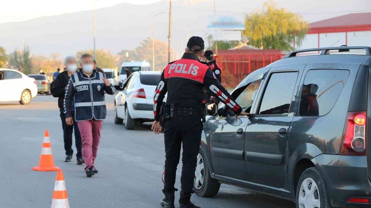 Erzincan’da çeşitli suçlardan aranan 6 kişi yakalandı