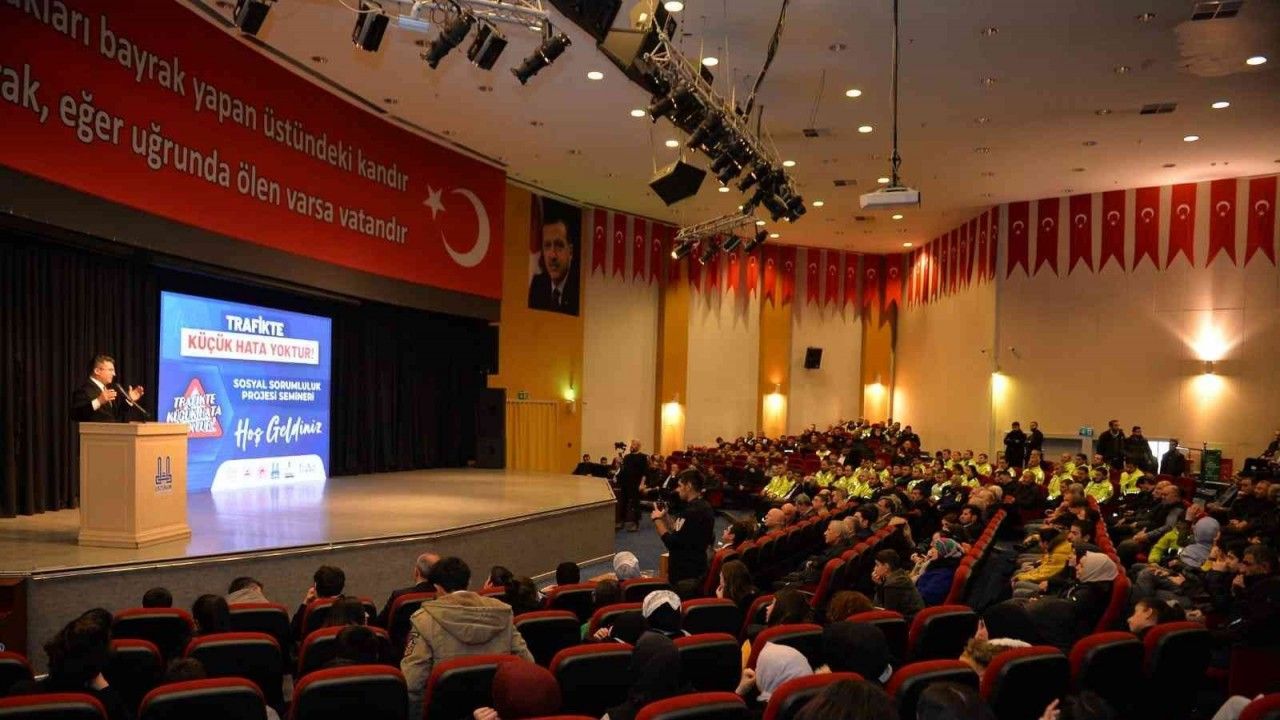 Erzurum’da ‘Trafikte küçük hata yoktur’ projesinin toplantısı yapıldı