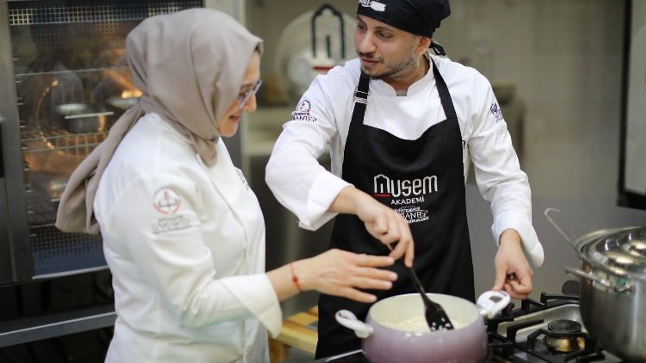 Gaziantep'te dünya lezzetleri akademik öğretiliyor