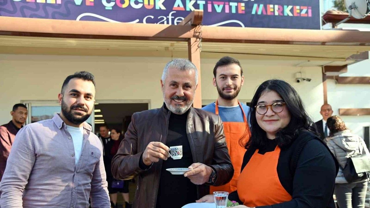 Gençler Türk kahvesi etikliğinde buluştu