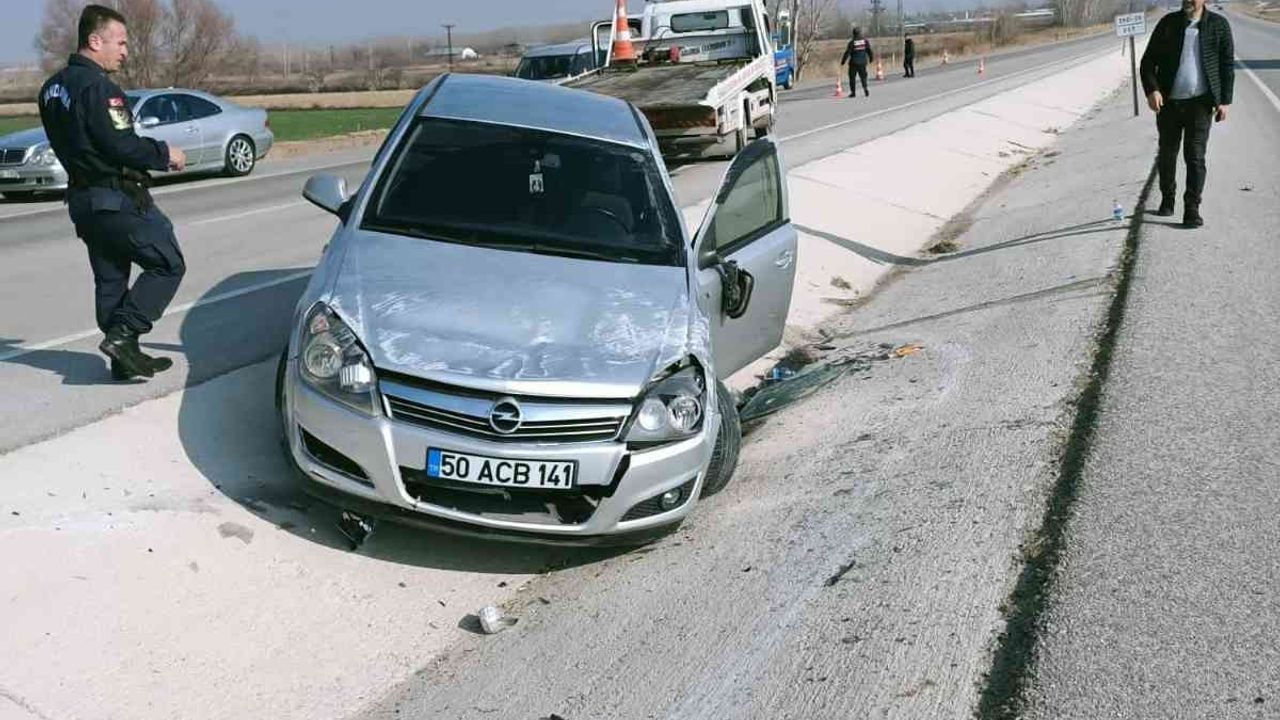 Konya’da kontrolden çıkan otomobil takla attı: 6 yaralı