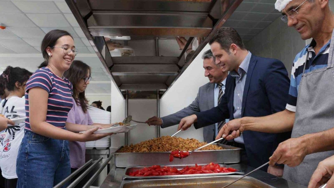 Muğla’da 28 bin öğrenciye ücretsiz yemek