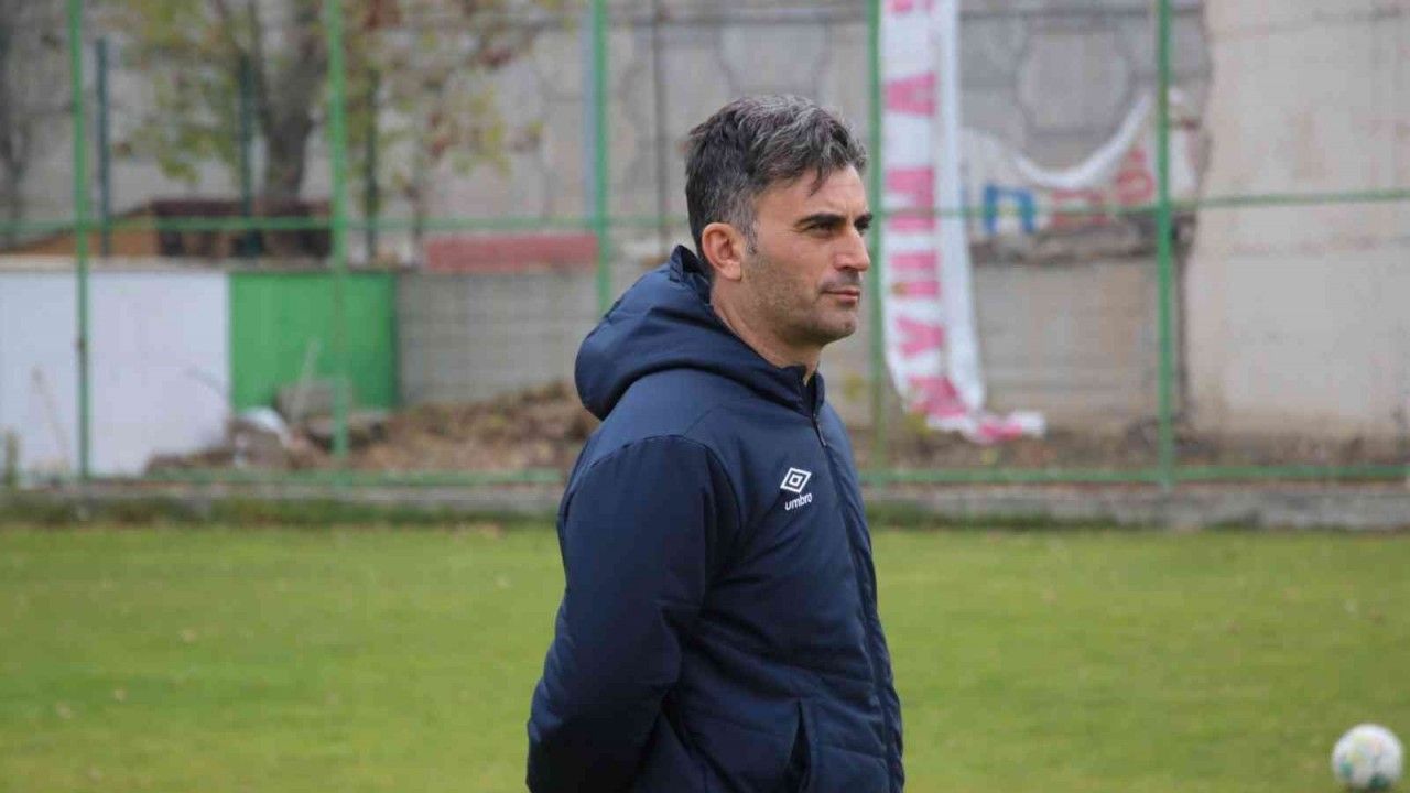 Sivas Belediyespor’da Teknik Direktör İbrahim Cezayir ile yollar ayrıldı