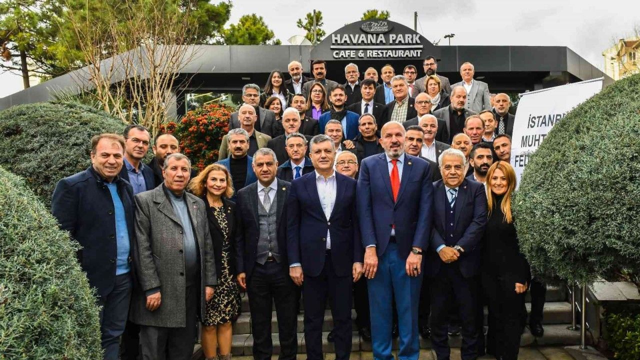 Başkan Bozkurt, Esenyurt Muhtarlar Derneği’nin düzenlediği programa katıldı