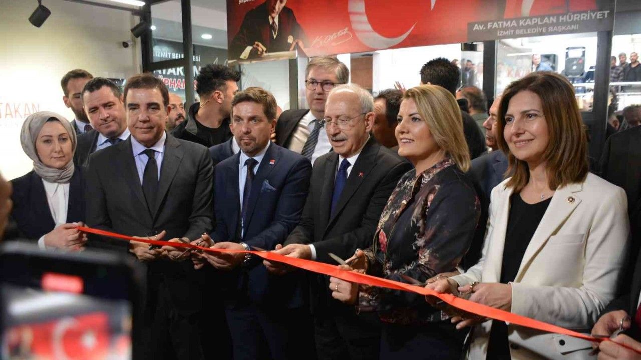 CHP Lideri Kemal Kılıçdaroğlu kütüphane açılışı için Kocaeli’de
