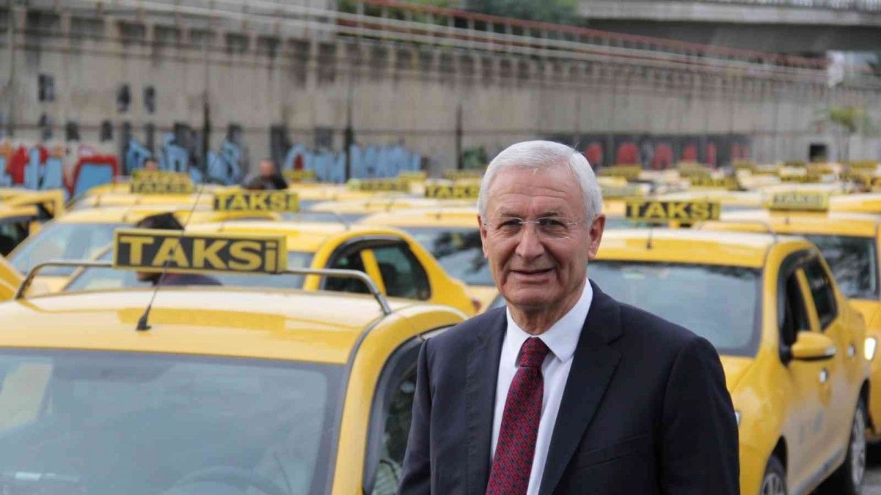 İzmir’de taksilerin yeni ücret tarifesi belli oldu