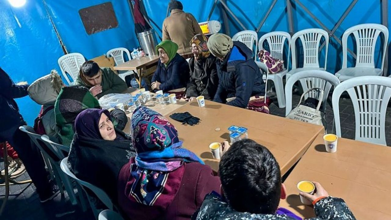 Kayseri Talas'ta sosyal tesis halka açıldı