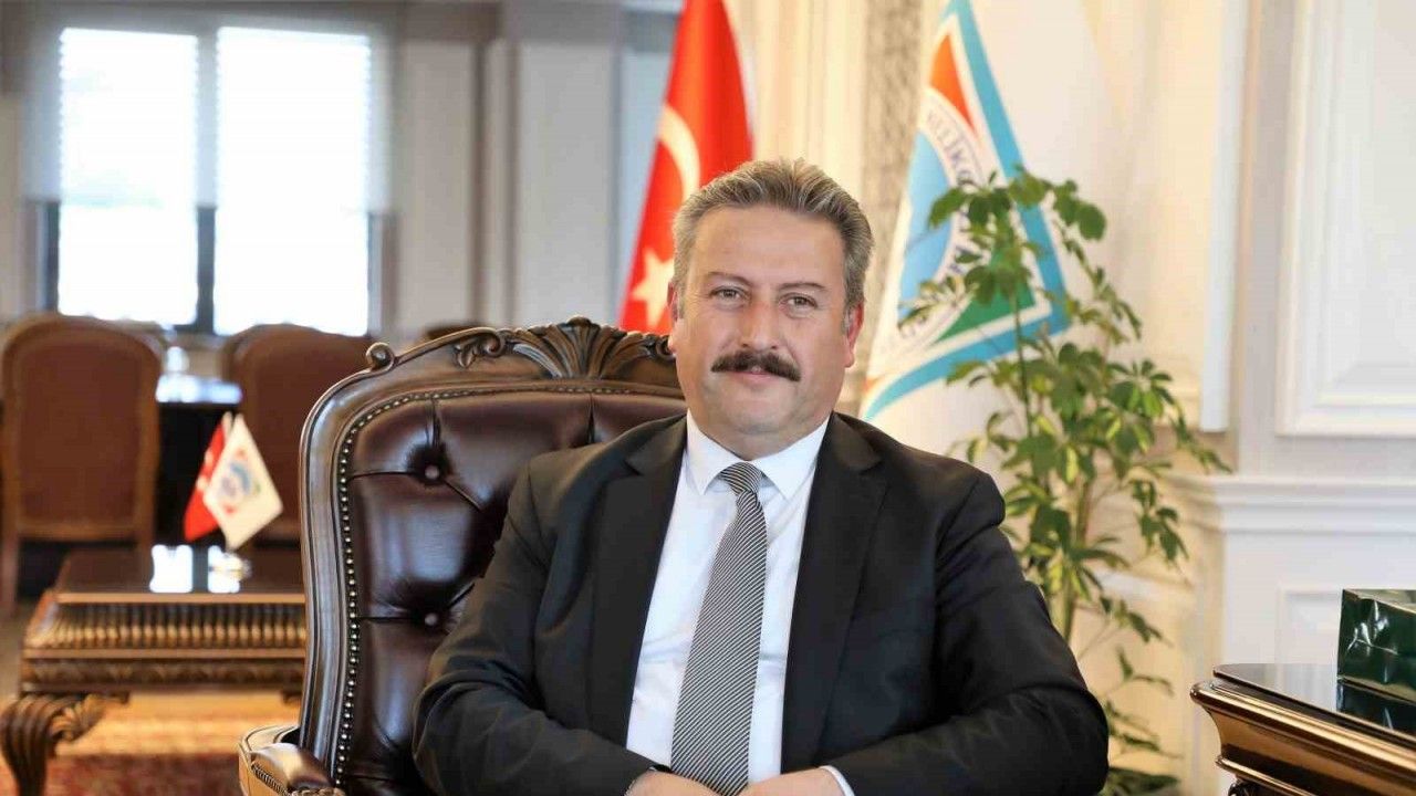 Başkan Palancıoğlu: “Şehitlerin emanetine sahip çıkarak, ülkemizi hak ettiği yarınlara taşıyacağız”