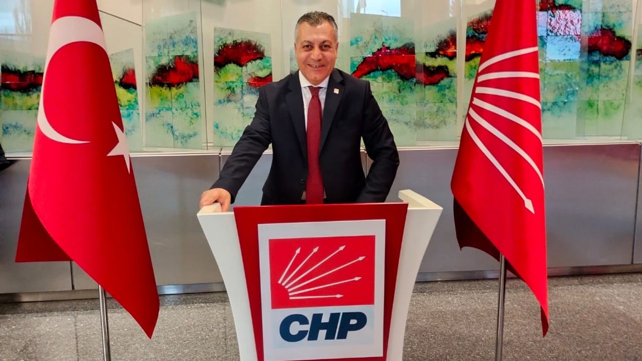 Erzincan Milletvekili aday adayı Bülent Coşar adaylık başvurusunu yaptı