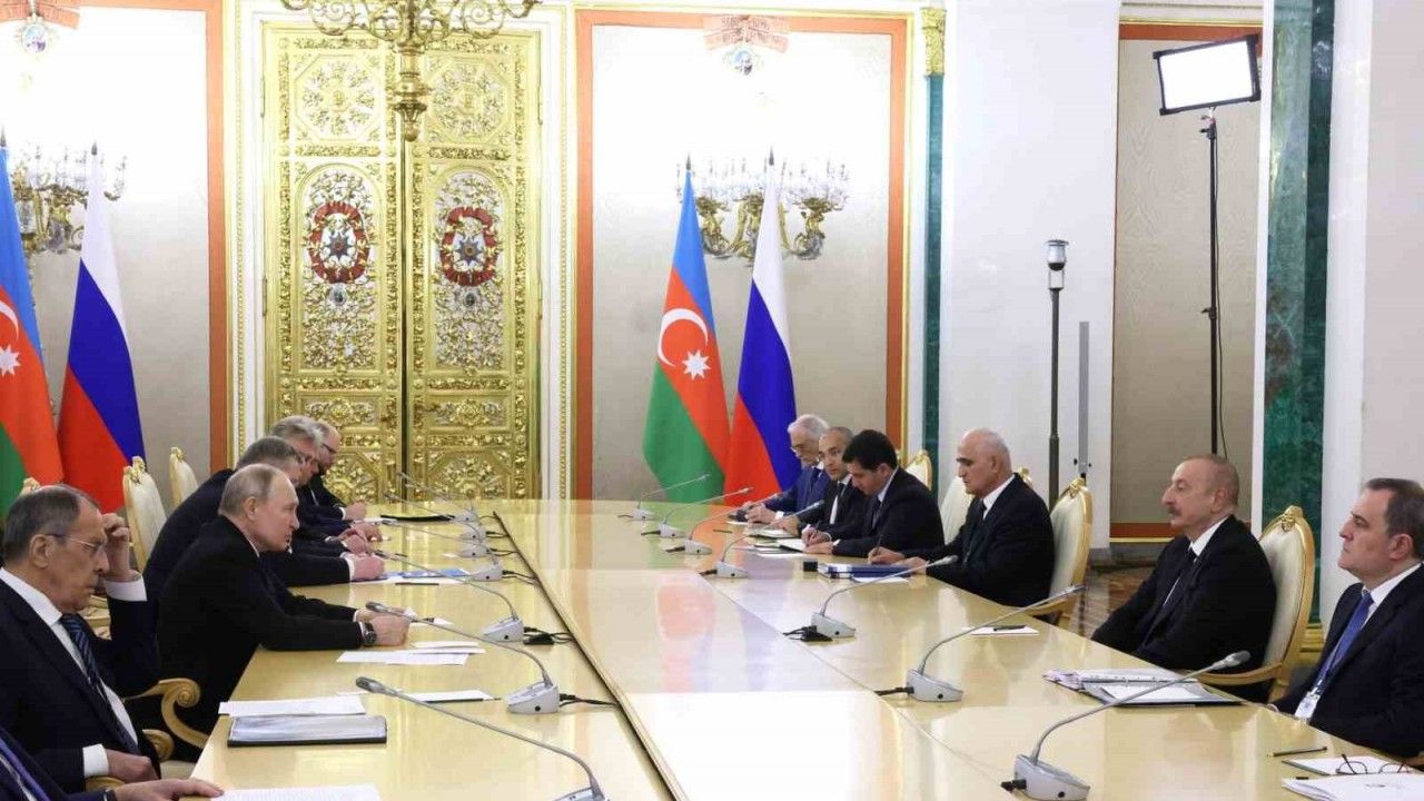 Aliyev: "Ermenistan’ın son açıklaması sonrası barış anlaşmasının diğer maddelerinde mutabakat daha kolay olacak"