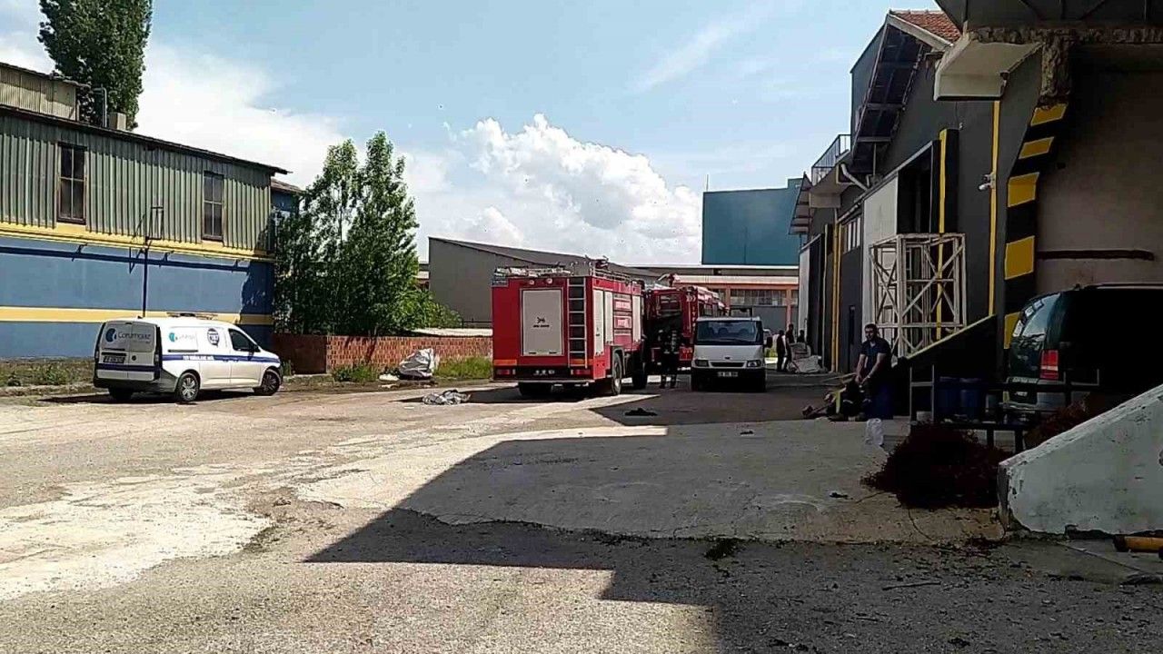 Metal fabrikasında patlama: 6 yaralı