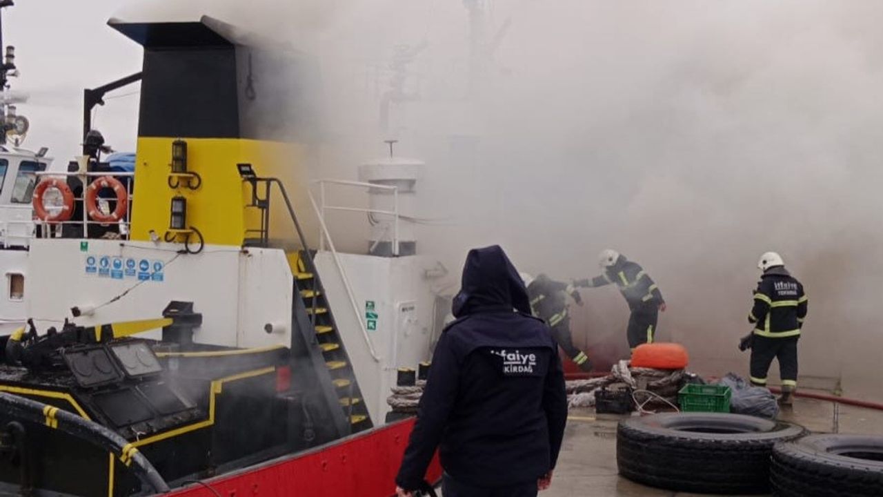 Ceyport Limanı’ndaki römorkör yangınında 1 kişi öldü