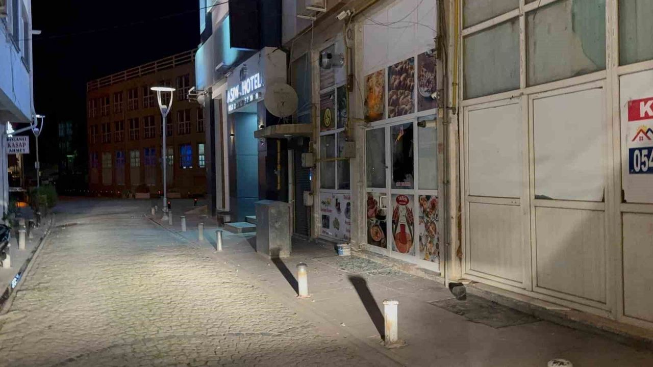 İki grup arasında kavga: 1'i ağır 3 yaralı
