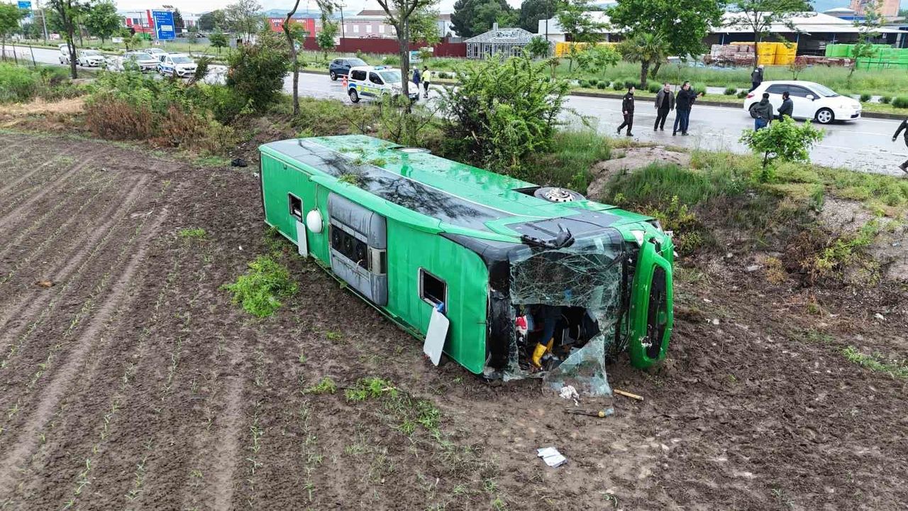 Sabah Saatlerinde Korkutan Kaza: 46 Yaralı