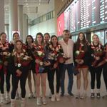 Dünya ikincisi Türkiye U17 Kız Voleybol Milli Takımı çiçeklerle karşılandı