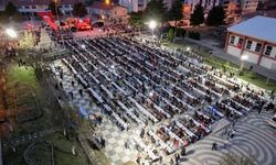 Çiçekdağı’nda belediye meydan iftarı verdi
