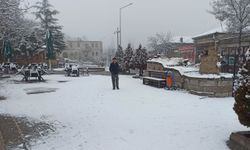 Aksaray’a mevsimin ilk karı yağdı