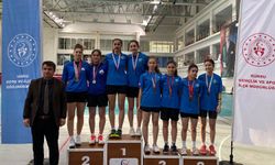 Bursa'da Osmangazili badmintonculardan çifte başarı