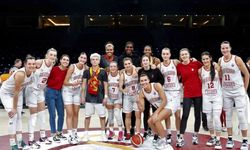 Kadınlar basketbolda derbi heyecanı: Fenerbahçe - Galatasaray