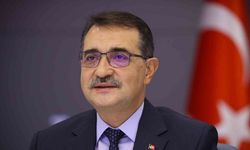 Bakan Dönmez: “İthal danışmanlarla Türkiye’nin enerjisini yönetmeye talip olmak enerji kapitülasyonlarına kapı aralamaktır”