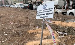 Otopark olarak kullanılmaya başlayan Kurtuluş Kapalı Pazar yerinde araç parkı yasaklandı