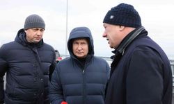Putin saldırı sonrası onarılan Kırım Köprüsü’nü ziyaret etti