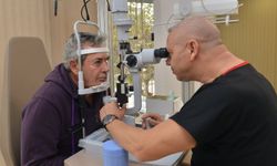 Salih Güney Bursa'da göz kapağı ameliyatı oldu