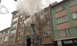 Sivas’ta korkutan yangın: Yanmaktan son anda kurtarıldı