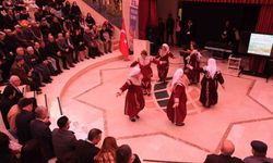 Türkistan’dan Balkanlara, Ahmet Yesevi’den Sücaaddin Veli’ye Erenlerin izinden konferansı yoğun ilgi