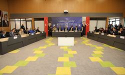 Afet bölgesi için Erzincan’da yürütülen yardım toplama faaliyetlerine yönelik toplantı düzenlendi