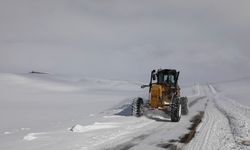 Ağrı’da 20 köy yolu kar nedeniyle ulaşıma kapandı